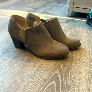 Life stride memory foam size 8.5